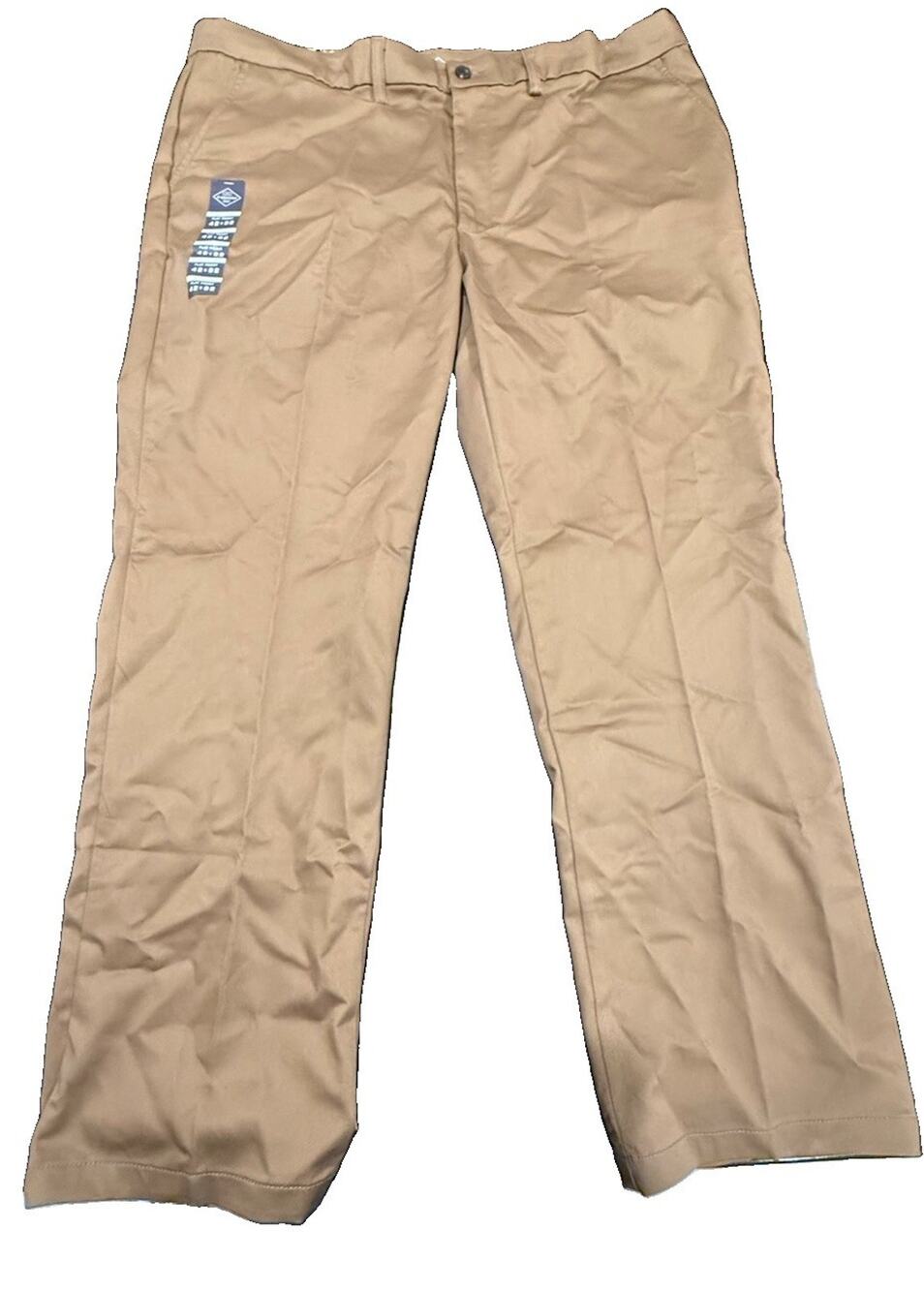 St Johns Bay Mens 42x32 Khaki Pants NWT Classic Fit Stretch Wrinkle Free